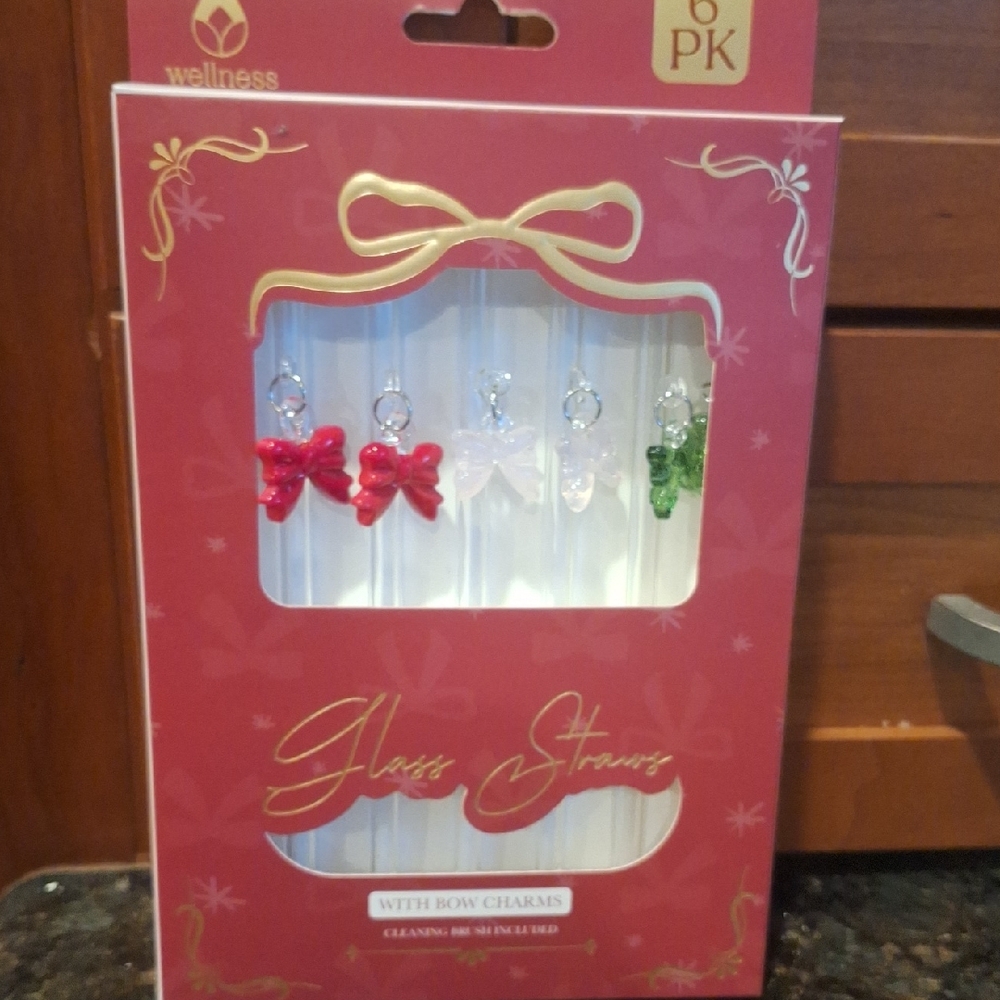 Glass Straws with Bow Charms - 6 Pack